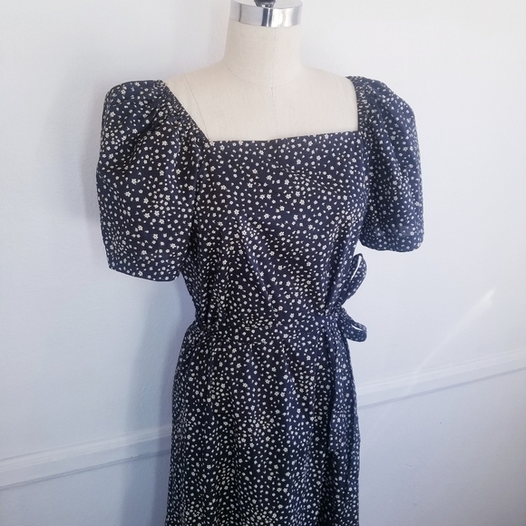 Levi's | Black Floral Midi Flare Dress M - Picture 15 of 15